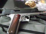 Kimber Custom II Two Tone - 4 of 6