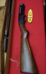 Winchester Model 42 (N.I.B.) - 5 of 12