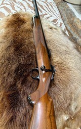 Deluxe Grade Kimber of Oregon LEFT HAND Custom Classic .17MachIV - Image 3 of 9