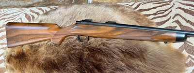 Deluxe Grade Kimber of Oregon LEFT HAND Custom Classic .17MachIV - Image 2 of 9