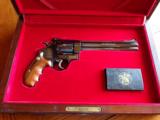 Smith & Wesson model 29 Magna Classic
1 of 3000
- 1 of 12