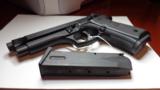 Beretta 92FS 9mm Excellent Condition! - 10 of 10