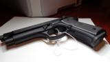 Beretta 92FS 9mm Excellent Condition! - 9 of 10