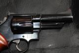 Smith and Wesson
S&W model 29 No Dash 1958 4" blue
Excellent!
Full Target 44 magnum - 6 of 15