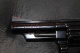 Smith and Wesson
S&W model 29 No Dash 1958 4" blue
Excellent!
Full Target 44 magnum - 2 of 15