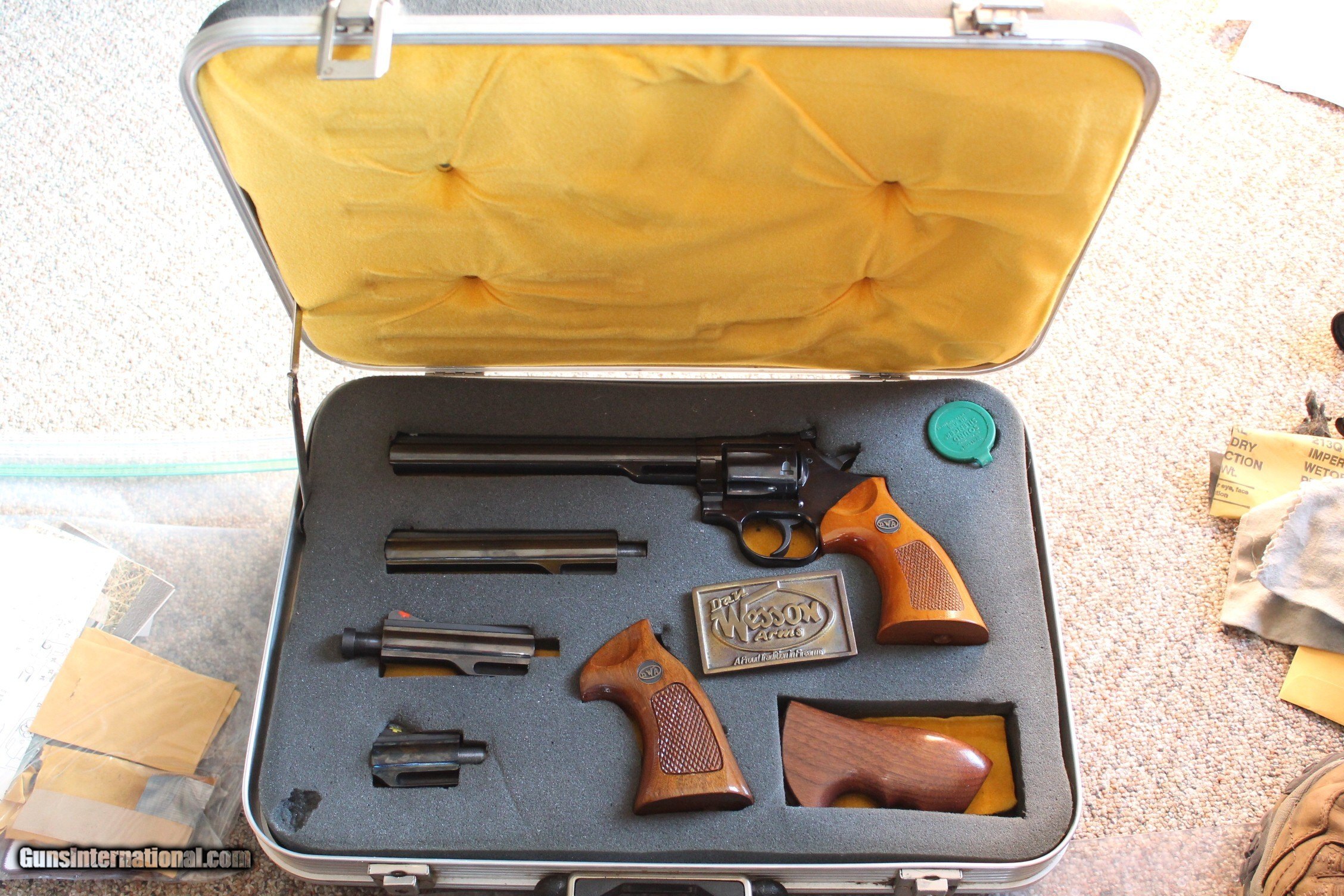 Dan Wesson 15 2 Pistol Pack357 Magnum4 Solid Rib Barrels All Accessories And Fitted Case 3032