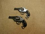 Iver Johnson Knuckle-ring revolvers (2) - 1 of 4