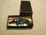 AMAZING H & R FACTORY NEW IN ORIGINAL BOX "YOUNG AMERICA .22" REVOLVER - 15 of 15