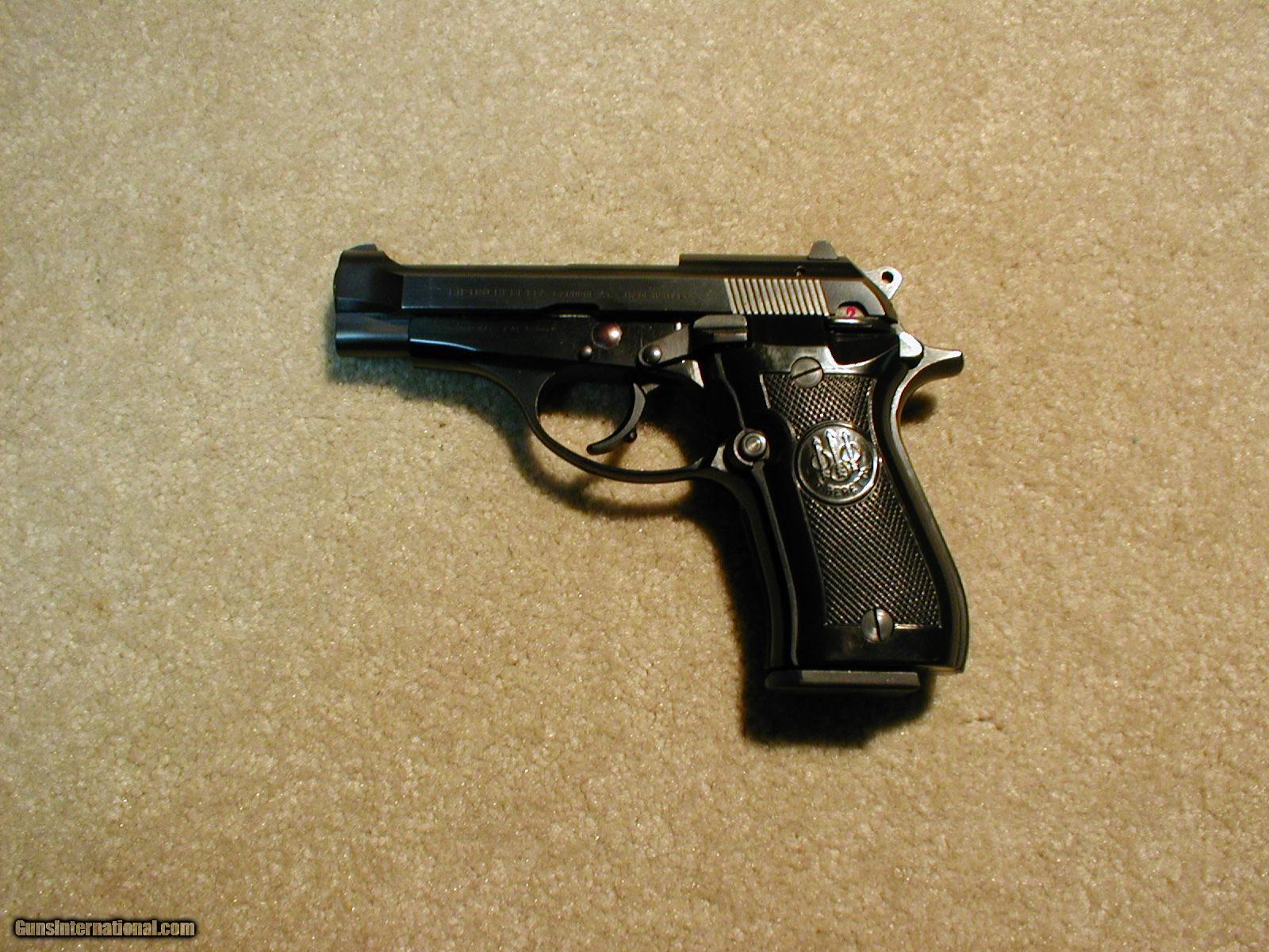 BERETTA MODEL 84B, 13-SHOT .380 ACP PISTOL