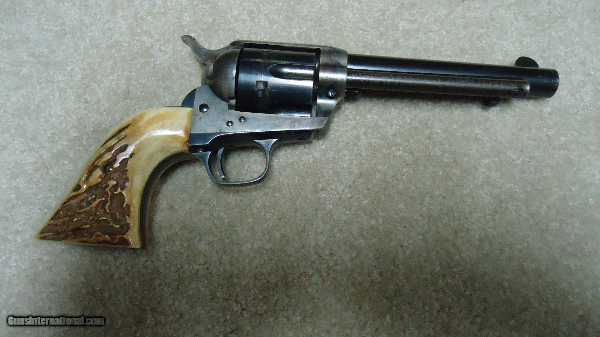 SINGLE ACTION ARMY .45 COLT, 5 1/2