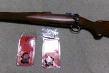 RARE NEW IN BOX RUGER MODEL 77 HAWKEYE LEFT-HAND BOLT RIFLE IN .223 REM. CALIBER - 3 of 19