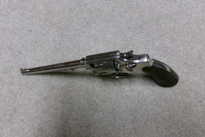 UNUSUAL S&W .32 REGULATION POLICE WITH RARE 6” BARREL AND FACTORY NICKEL, 1925-26 - Image 3 of 14