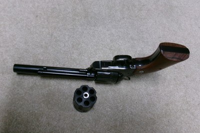 RARE RUGER “BUCKEYE” BLACKHAWK .38-40/ 10MM AUTOMATIC CYLINDER, MADE 1990. - Image 4 of 9
