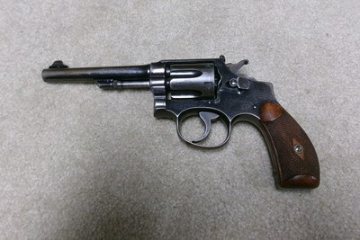 SPECIAL FEATURES, POSSIBLY 1 OF ONLY 2 TARGET 1905 .32-20 HAND EJECTOR 1st CH., LETTER - Image 1 of 14