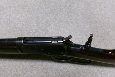 HIGH CONDITION 1892 .38-40 ROUND BARREL RIFLE, #203XXX, MADE 1902. - Image 5 of 20