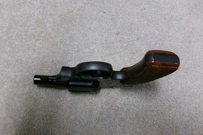 NEW CONDITION, BOXED RARE .32 NEW POLICE (.32 S&W LONG) CALIBER DETECTIVE SPECIAL #547XXX, MADE 1950 - Image 5 of 9