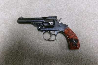 EARLY ANTIQUE S&W .32 DOUBLE ACTION 4TH MODEL, MOTTLED RED GRIPS, #65XXX, MADE 1880s - Image 2 of 15