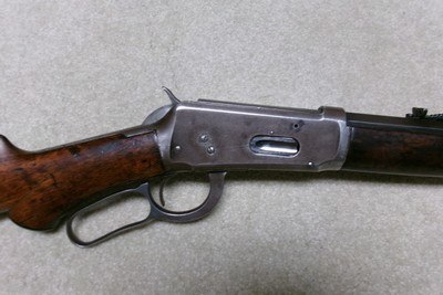 1894 SPECIAL ORDER FULL FANCY DELUXE OCTAGON RIFLE, .32 W.S., #464XXX, MADE 1910 - Image 3 of 20