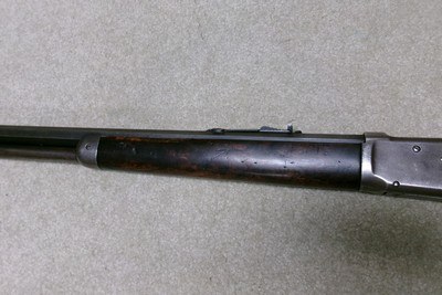 1894 SPECIAL ORDER FULL FANCY DELUXE OCTAGON RIFLE, .32 W.S., #464XXX, MADE 1910 - Image 12 of 20