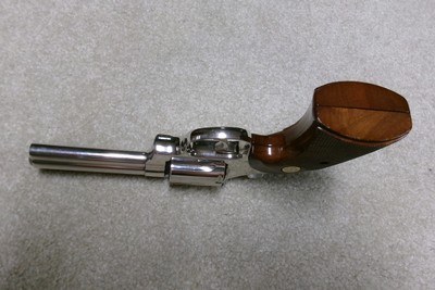 MINT CONDITION DIAMONDBACK .38 SPECIAL IN RARE NICKEL FINISH, 4