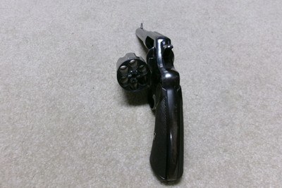 VERY FINE NEW SERVICE REVOLVER IN .45 COLT WITH 5 1/2” BARREL, #113XXX, MADE 1916 - Image 14 of 15