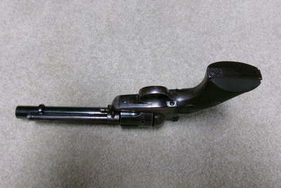 VERY FINE SINGLE ACTION ARMY .38-40, 5 1/2”, #294XXX, MADE 1907 - Image 6 of 17