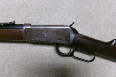 1894 SPECIAL ORDER EASTERN CARBINE IN VERY RARE .32-40 CALIBER, #809XXX, MADE 1915 - Image 4 of 20