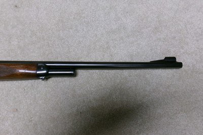 NEAR NEW CONDITION MODEL 71 .348 WCF DELUXE RIFLE, #39XXX, MADE 1952 - Image 9 of 20