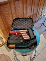 Glock 17 American Flag Edition 9mm - 2 of 5