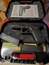 Glock 23 40 cal - 3 of 4