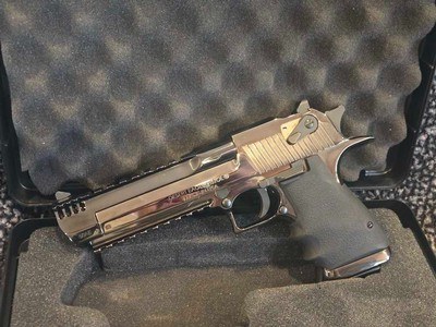 Magnum Research DESERT EAGLE .50AE BLACK NICKEL LIMITED PRODUCTION NEW RARE DE50ABKN 6