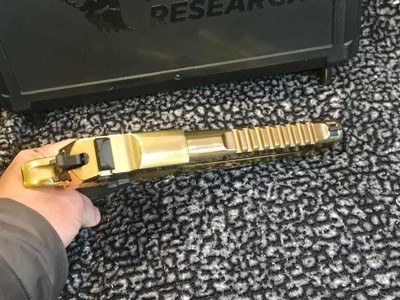 MAGNUM RESEARCH Desert Eagle 50 AE Zirconium Nitride GOLD DE50ZNBK NEW RARE - Image 6 of 9