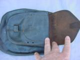 Extremely scarce Custer era 1872 US Cavalry Horse Shoe & brush bag (made from Civil War saddle bags). - 4 of 13