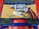 Smith & Wesson Model 317 Air Light 22lr - 3 of 12
