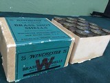 Winchester 2 1/2 12 gauge Brass in 2 piece box - 2 of 10