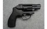 Smiyh & WessonBodyguard 38.38 SPL+P - 1 of 3