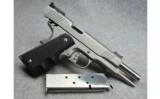 Kimber
Stainless Target II
.45 Auto - 3 of 3