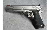 Kimber
Stainless Target II
.45 Auto - 2 of 3