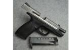 Smith & Wesson
M&P40
.40 S&W - 3 of 3
