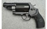 Smith & Wesson
Governor
.45 Colt/.45ACP/.410 - 2 of 3