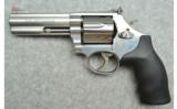 Smith & Wesson686-6.357Mag - 2 of 3