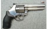 Smith & Wesson686-6.357Mag - 1 of 3