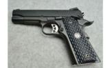 Ruger
SR 1911 Night Watchman
.45Auto - 2 of 4