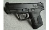 Smith & Wesson
M&P 40c
.40S&W - 2 of 3