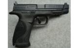 Smith & WessonM&P9 Pro Series C.O.R.E. - 1 of 5