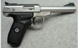 Smith & Wesson ~ SW22 Victory ~ .22 L.R. - 1 of 5