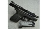 Smith & Wesson
M&P40c
.40S&W - 3 of 3