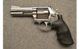 Smith & Wesson ~ 686 ~ .357 Mag - 1 of 2