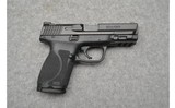 Smith & Wesson ~ M&P 9 2.0 ~ 9MM