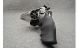 Smith & Wesson ~ 686-5 plus ~ .357 Mag - 3 of 4